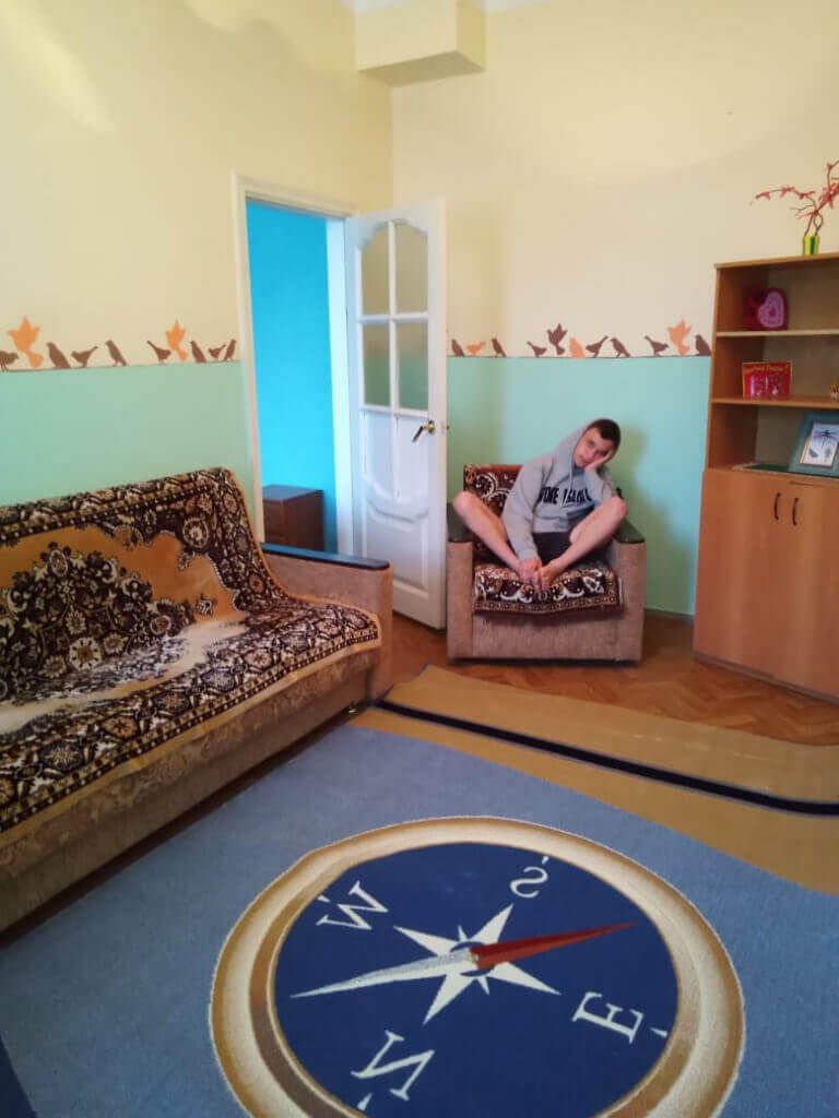 КОВРЕНОК помогает и готов далее помогать нуждающимся детям КОВРЕНОК помогает и готов далее помогать нуждающимся детям